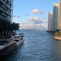 Photo taken at JW Marriott Marquis Miami by Fatimah on 5/10/2022