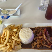 Снимок сделан в Cabo Blanco Restaurant - Ft. Lauderdale пользователем Robert E. 9/9/2022