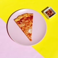 5/11/2017 tarihinde Skinny B*tch Pizzaziyaretçi tarafından Skinny B*tch Pizza'de çekilen fotoğraf