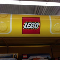 Toys R Us Toy Game Store