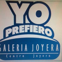11/23/2013 tarihinde WHALEYziyaretçi tarafından Galeria Joyera Centro Joyero'de çekilen fotoğraf