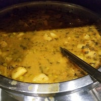 Foto scattata a 2 Darbar Grill Fine Indian Cuisine da Jessica K. il 11/11/2017