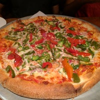 8/6/2017 tarihinde Karan T.ziyaretçi tarafından Pizza Republic'de çekilen fotoğraf