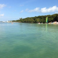 Das Foto wurde bei Key Largo Grande Resort &amp;amp; Beach Club von Dyllan M. am 1/2/2013 aufgenommen