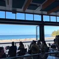 Photo taken at Noosa Heads Surf Club by Rob M. on 12/13/2021