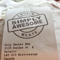 6/8/2013 tarihinde Dean M.ziyaretçi tarafından Holy Smokez BBQ Sandwiches'de çekilen fotoğraf
