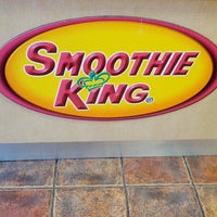 Photo taken at Smoothie King by Crystal R. on 4/5/2013