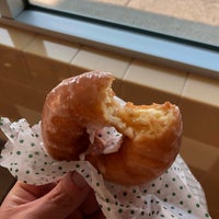 Photo taken at Krispy Kreme Doughnuts by Oliver P. on 12/13/2019