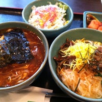 Photo taken at 焼肉名菜 福寿 天王洲店 by Toshi on 12/22/2012