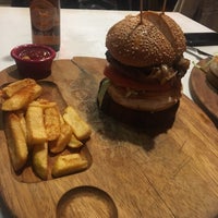 Photo taken at Beeves Burger by Gökhan Y. on 2/14/2019