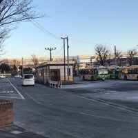 Photo taken at 豊島五丁目団地バス停 by 四紅 on 2/23/2020