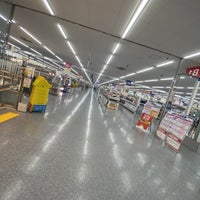 Photo taken at ヤマダ電機 テックランド NEW寝屋川店 by 1234-5963 on 5/29/2022