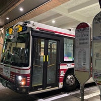 Photo taken at 千歳烏山駅北口バス停 by ama t. on 4/3/2022