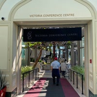 รูปภาพถ่ายที่ Victoria Conference Centre โดย Brian C. เมื่อ 6/30/2022