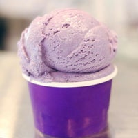 Das Foto wurde bei Westport Ice Cream Bakery von Westport Ice Cream Bakery am 6/2/2017 aufgenommen