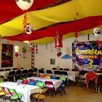 Das Foto wurde bei Salón de fiestas infantiles Magic Land von Salón de fiestas infantiles Magic Land am 5/5/2017 aufgenommen