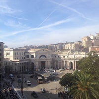 Photo prise au Hotel Continental Genova par Timofey T. le10/26/2015