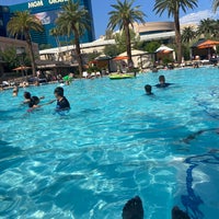 Photo taken at MGM Adult Pool by M|N on 9/6/2020