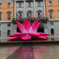 Foto diambil di Hôtel de Ville d&amp;#39;Annecy oleh Sultan ♈️ pada 7/28/2018