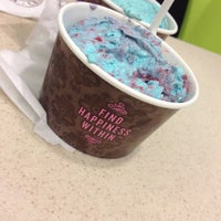 Photo taken at Marble Slab Creamery by Nada ♌. on 4/20/2013