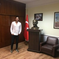 Photo taken at Turkish Embassy / Türkiye Büyükelçiliği / Турска Амбасада by Arda S. on 9/14/2018