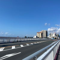 Photo taken at 弁天大橋 by まつやま 旅. on 10/4/2021