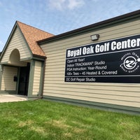 8/21/2023 tarihinde Nick B.ziyaretçi tarafından Royal Oak Golf Center'de çekilen fotoğraf