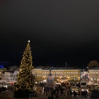 Photo taken at St. Thomas Christmas Market by Pekka J. on 12/5/2022