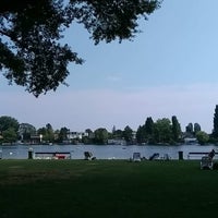 Photo taken at Bundesbad Alte Donau by Boldi P. on 8/27/2019