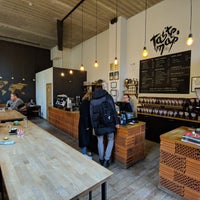 Photo taken at Taste Map Coffee Roasters by Arthur S. on 11/11/2018