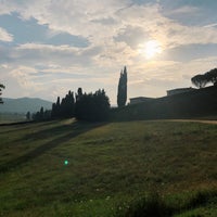 Photo taken at La Bagnaia Golf &amp;amp; Spa Resort Siena, Curio Collection by Hilton by Enrique A. on 8/31/2018