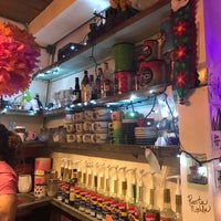Foto diambil di Puerta Niebla Café oleh Ernesto M. pada 12/26/2016
