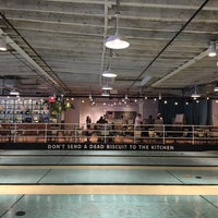 Photo taken at The Royal Palms Shuffleboard Club by Teddy C. on 5/22/2016