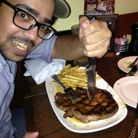 Photo taken at LongHorn Steakhouse by Abdullah N. on 8/30/2013