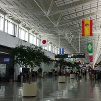 Foto scattata a Washington Dulles International Airport (IAD) da Stephen B. il 5/16/2013