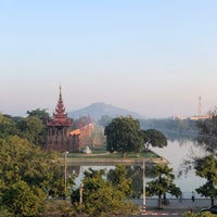 Photo taken at Hilton Mandalay by Vitally M. on 11/28/2019
