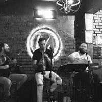 9/10/2022 tarihinde Semra K.ziyaretçi tarafından Medellin Lounge Bar'de çekilen fotoğraf