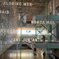 Foto tirada no(a) Museo de la Memoria y los Derechos Humanos por Verônica L. em 4/19/2024
