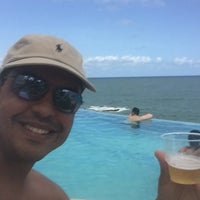 Photo taken at Piscina Do Mercure Salvador by Leandro S. on 12/31/2016