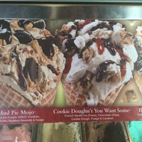 Photo taken at Cold Stone Creamery by Kristina F. on 3/4/2016