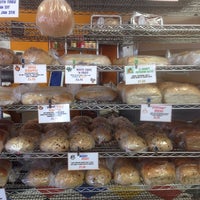 12/24/2013にJanice Lynn W.がGreat Harvest Bread Coで撮った写真