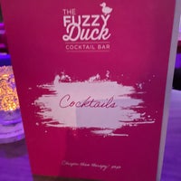 Снимок сделан в The Fuzzy Duck Cocktail Bar &amp;amp; Gastro Kitchen пользователем Gayle M. 6/3/2022