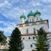 Photo taken at Свято-Введенский Толгский женский монастырь by Evgeniy P. on 7/18/2021