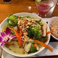 12/18/2019 tarihinde Jessica B.ziyaretçi tarafından Stir Fry Cafe: Asian, Sushi &amp;amp; Thai Cuisine, Kingsport'de çekilen fotoğraf