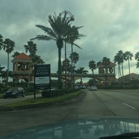 Photo taken at Vero Beach Outlets by Liza I. on 11/10/2017