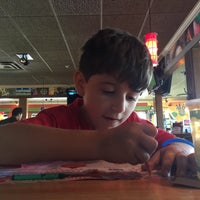 Photo taken at Applebee&amp;#39;s Grill + Bar by Peter G. on 5/22/2016