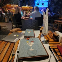 10/22/2022 tarihinde Gülşah G.ziyaretçi tarafından Surf Café Bar'de çekilen fotoğraf