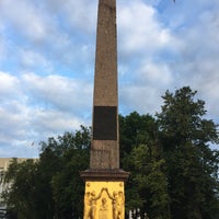 Photo taken at Обелиск в честь Минина и Пожарского by Алексей Б. on 6/22/2017