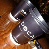 Foto tomada en DOCA - Department of Coffee &amp; Art  por Sekom s. el 10/1/2022