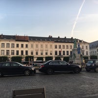 Das Foto wurde bei Restaurant Quartier Léopold von Oscar am 6/21/2017 aufgenommen